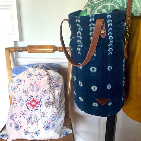 Free People Handbags - FP Artisan Mud Cloth Free People Shoulder Bag Duffle Indigo Shibori West Africa